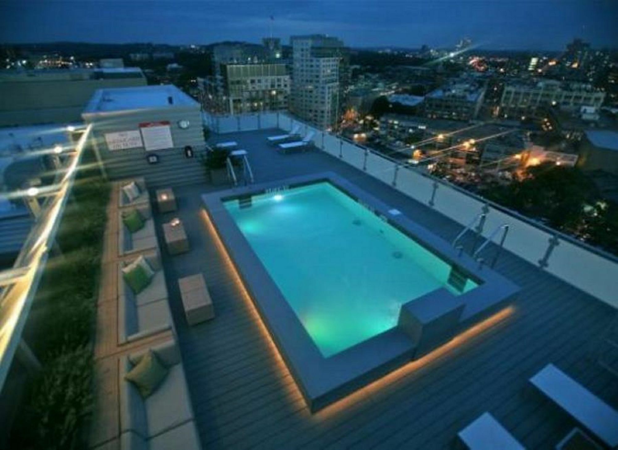 Global Luxury Suites At Kenmore Square Boston Exterior foto